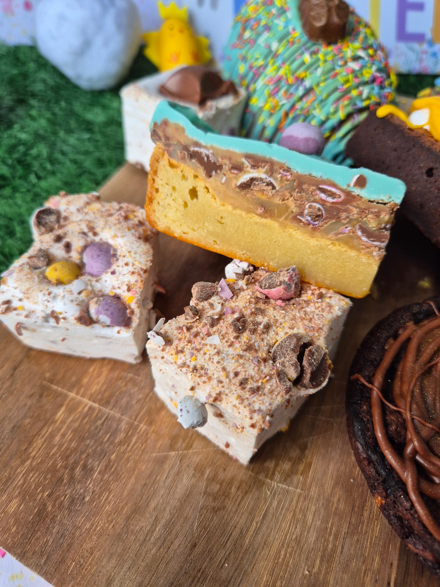 Speckled Mini Egg Easter Caramel Blondie image 1
