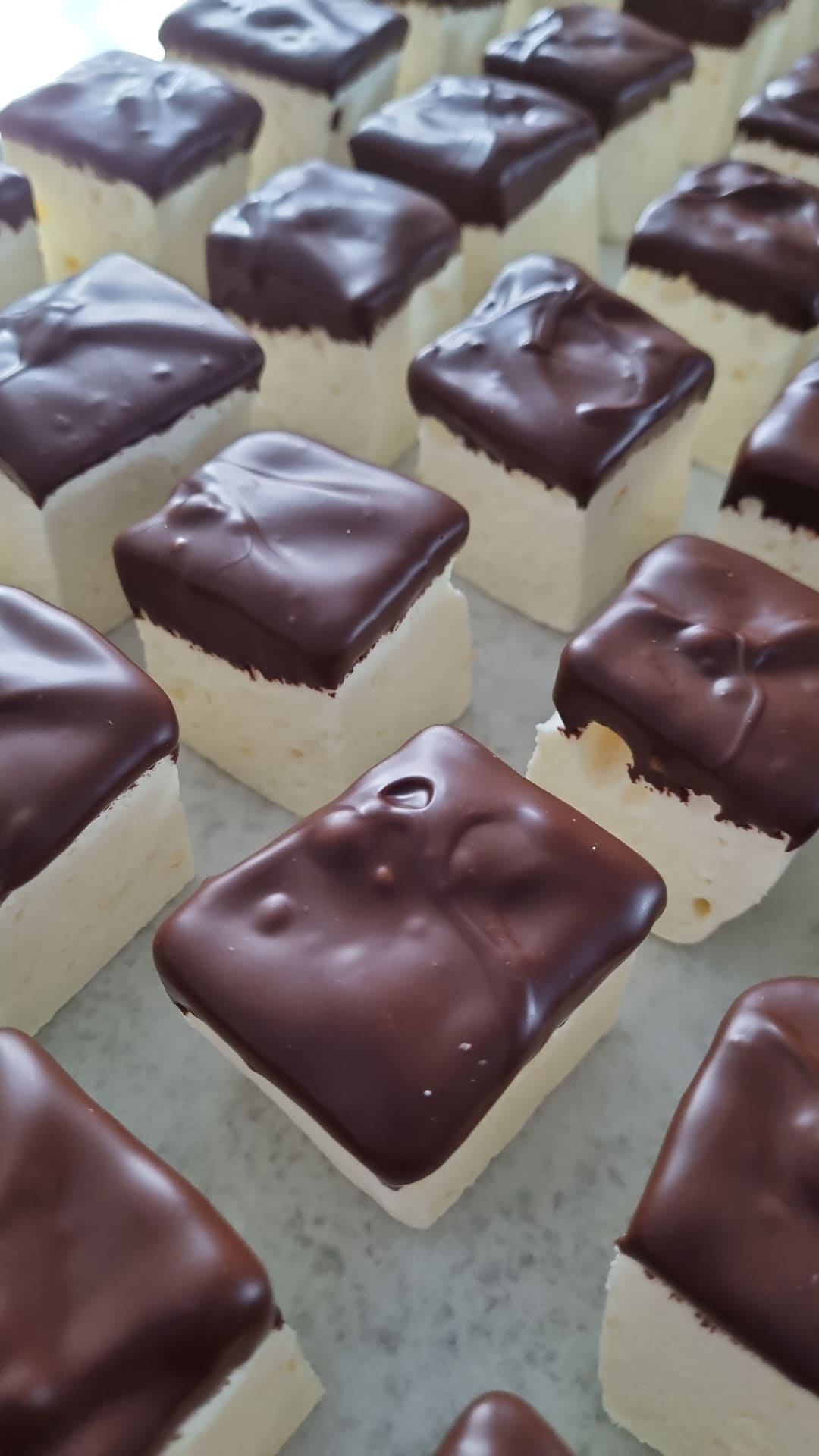 'Jaffa Cake' Gourmet Marshmallows - 4 pieces image 3