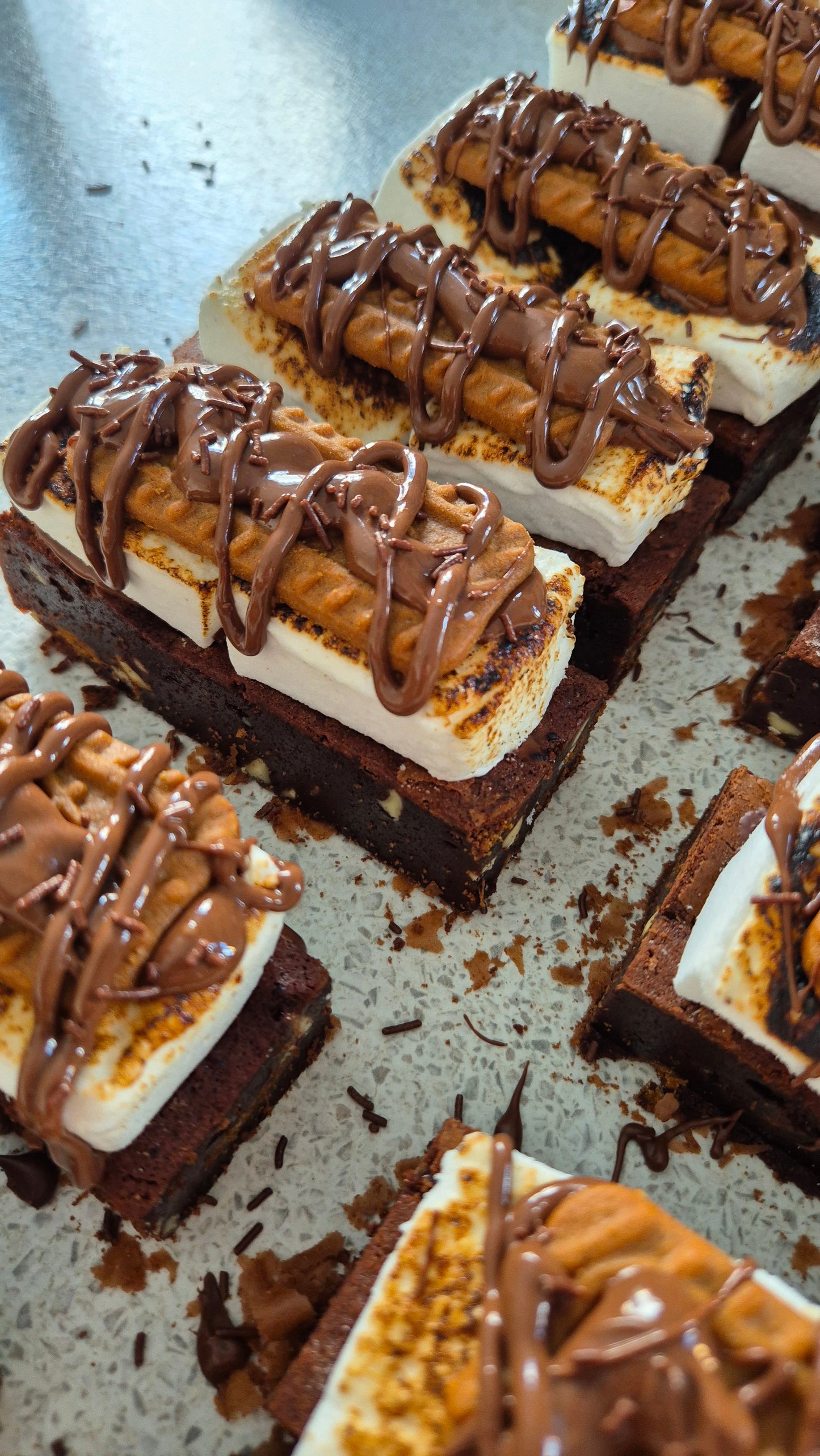 S'MORES BROWNIE