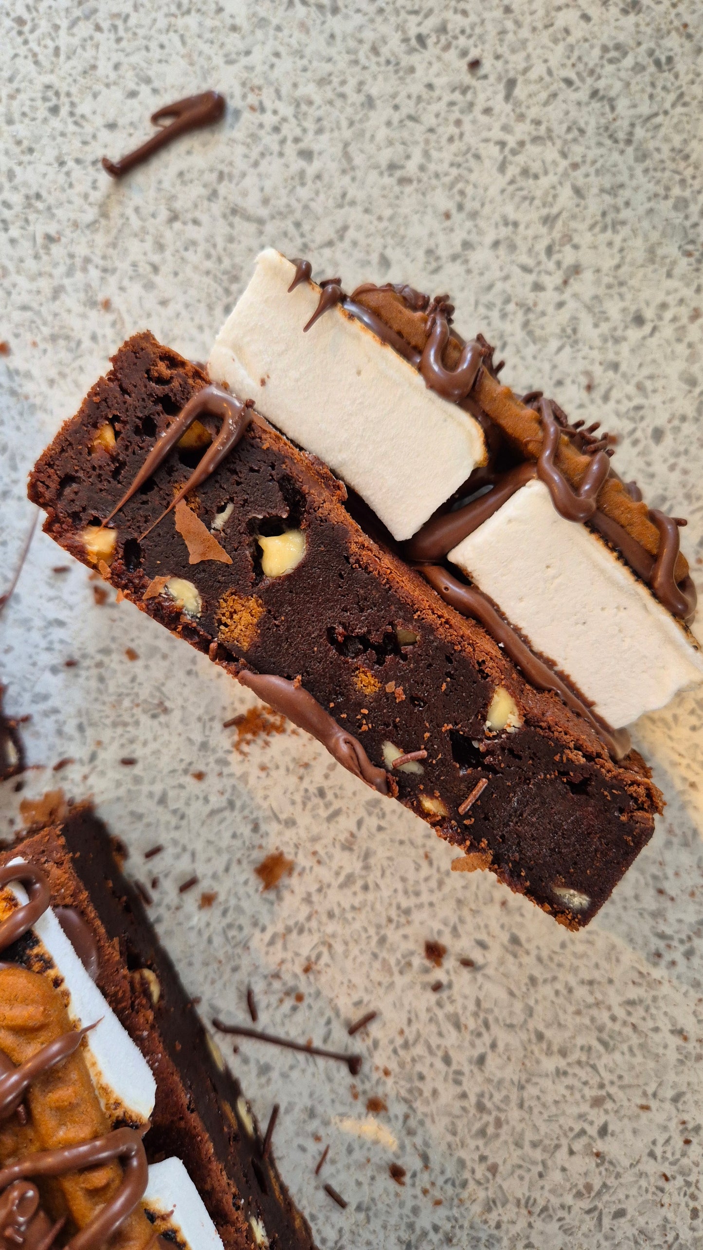 S'MORES BROWNIE