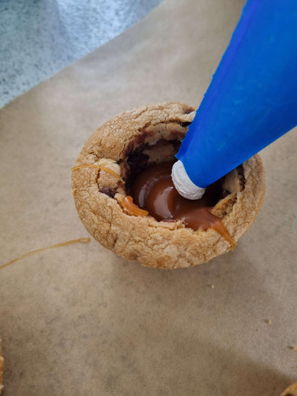 Salted Caramel Fluff Cookie Cups image 1