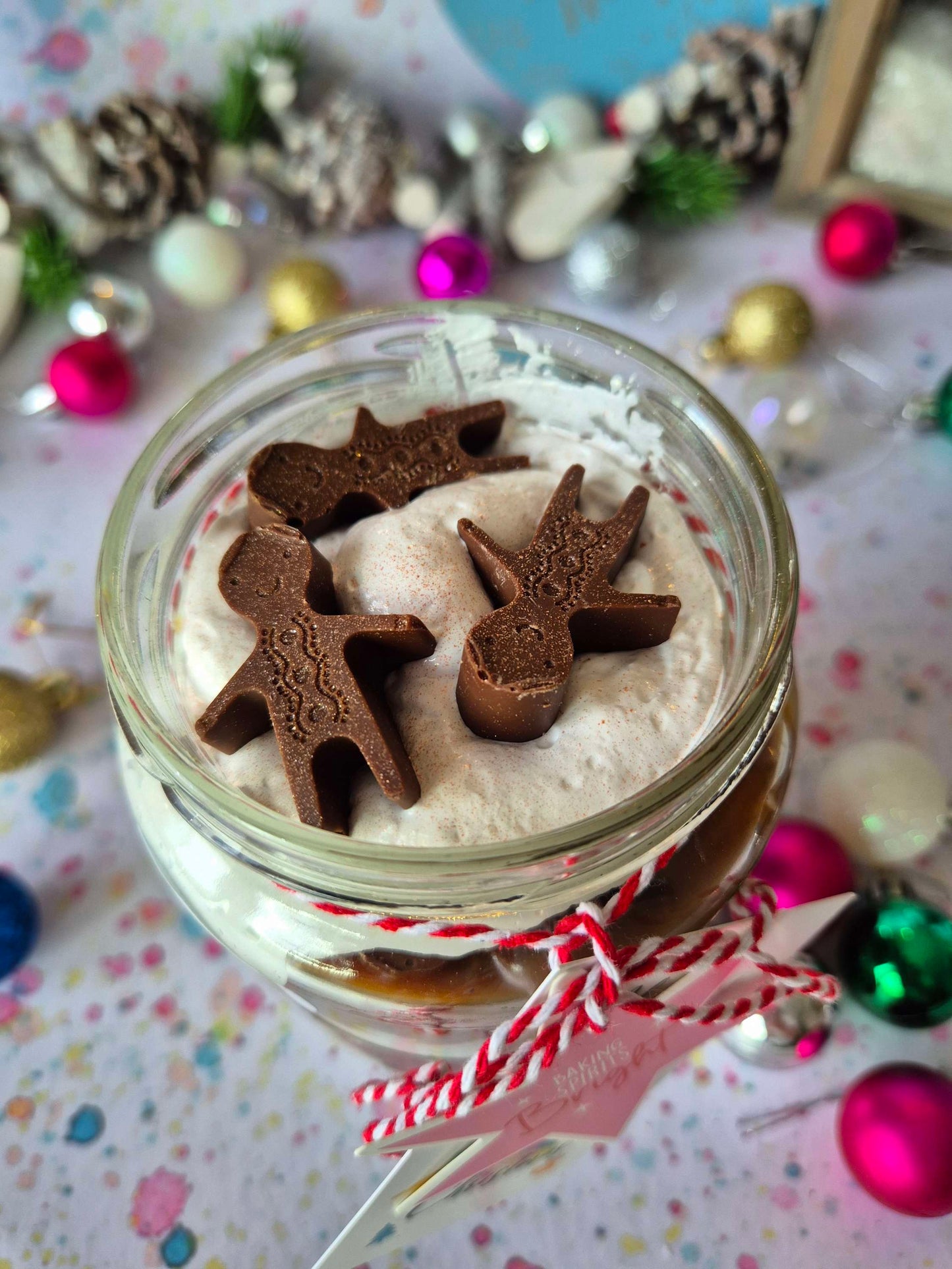 Chocolate Gingerbread People & Caramel Fluff Jar image 5
