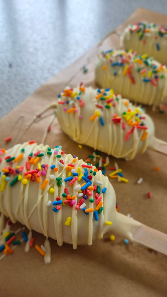 Bakewell Blondie White Chocolate Pops