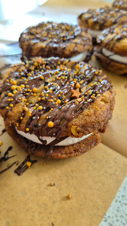 Salted Caramel Cookie Fluff Sandwich