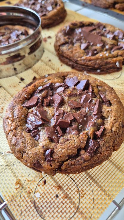 Brown butter, chocolate chip & Sea Salt Cookie
