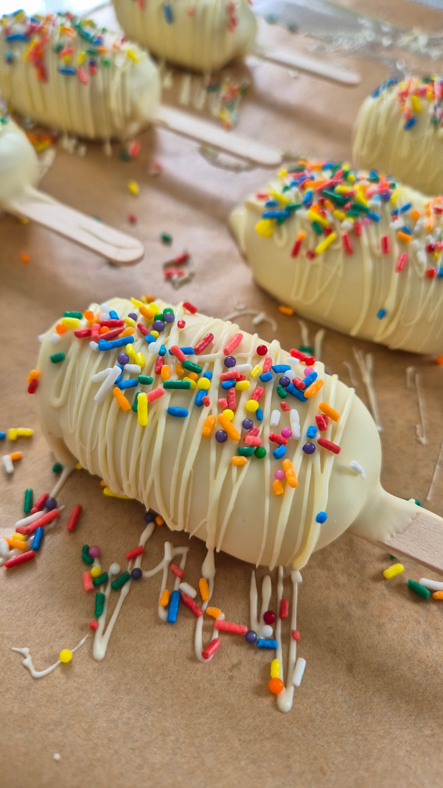 Bakewell Blondie White Chocolate Pops