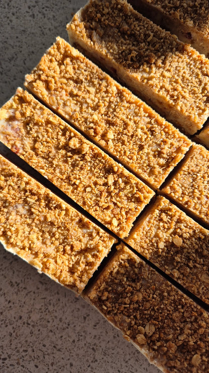 Strawberry & Apricot crumble cheesecake style blondie