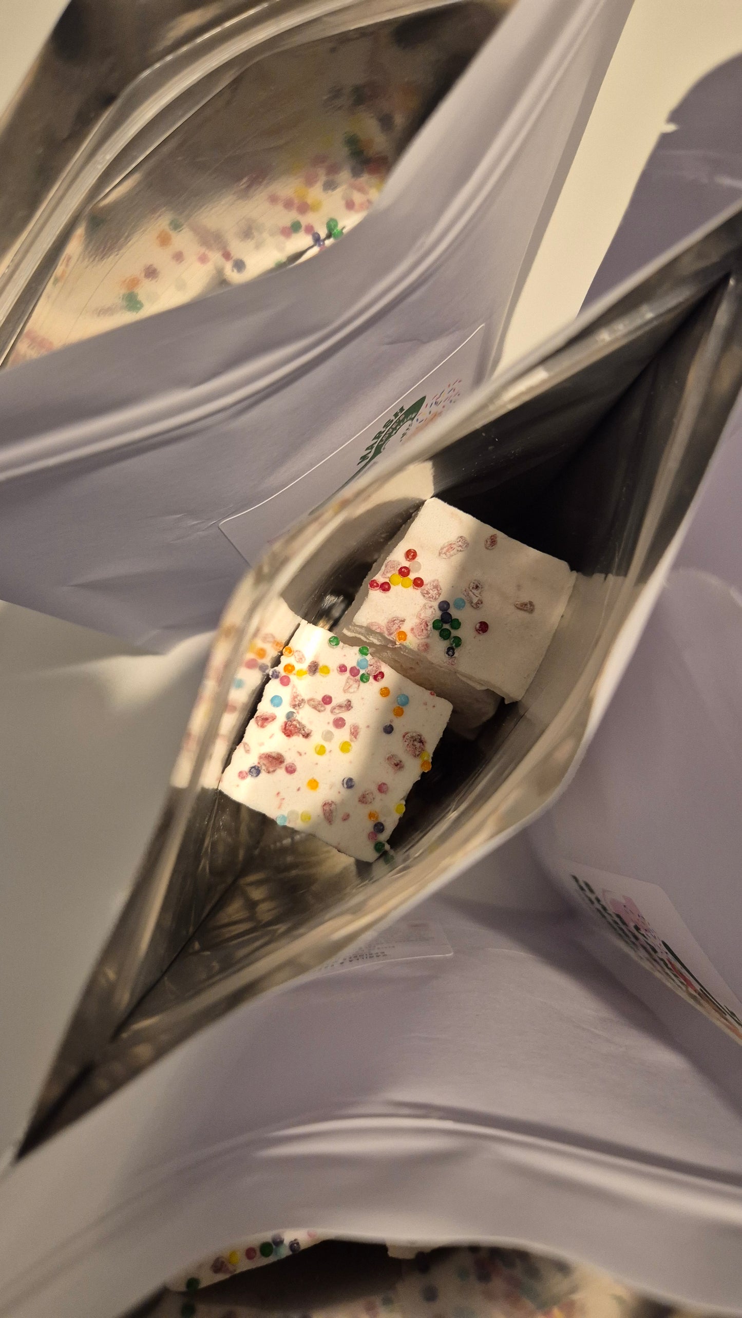Vanilla & Raspberry Swirl Sprinkle Marshmallows - 6 pieces