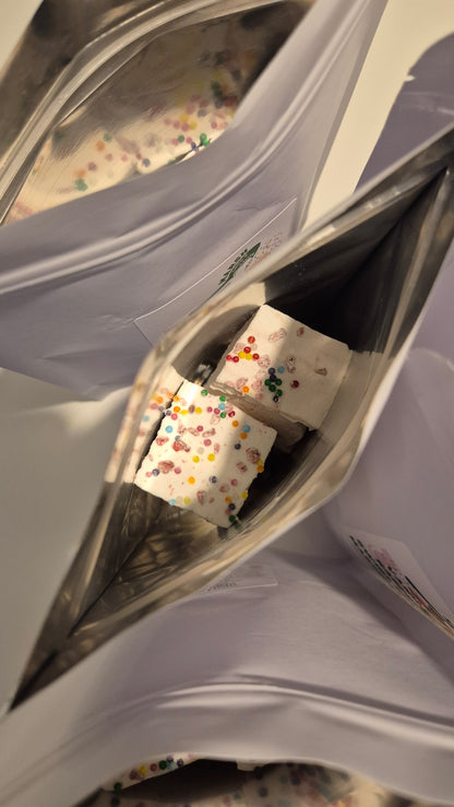 Vanilla & Raspberry Swirl Sprinkle Marshmallows - 6 pieces
