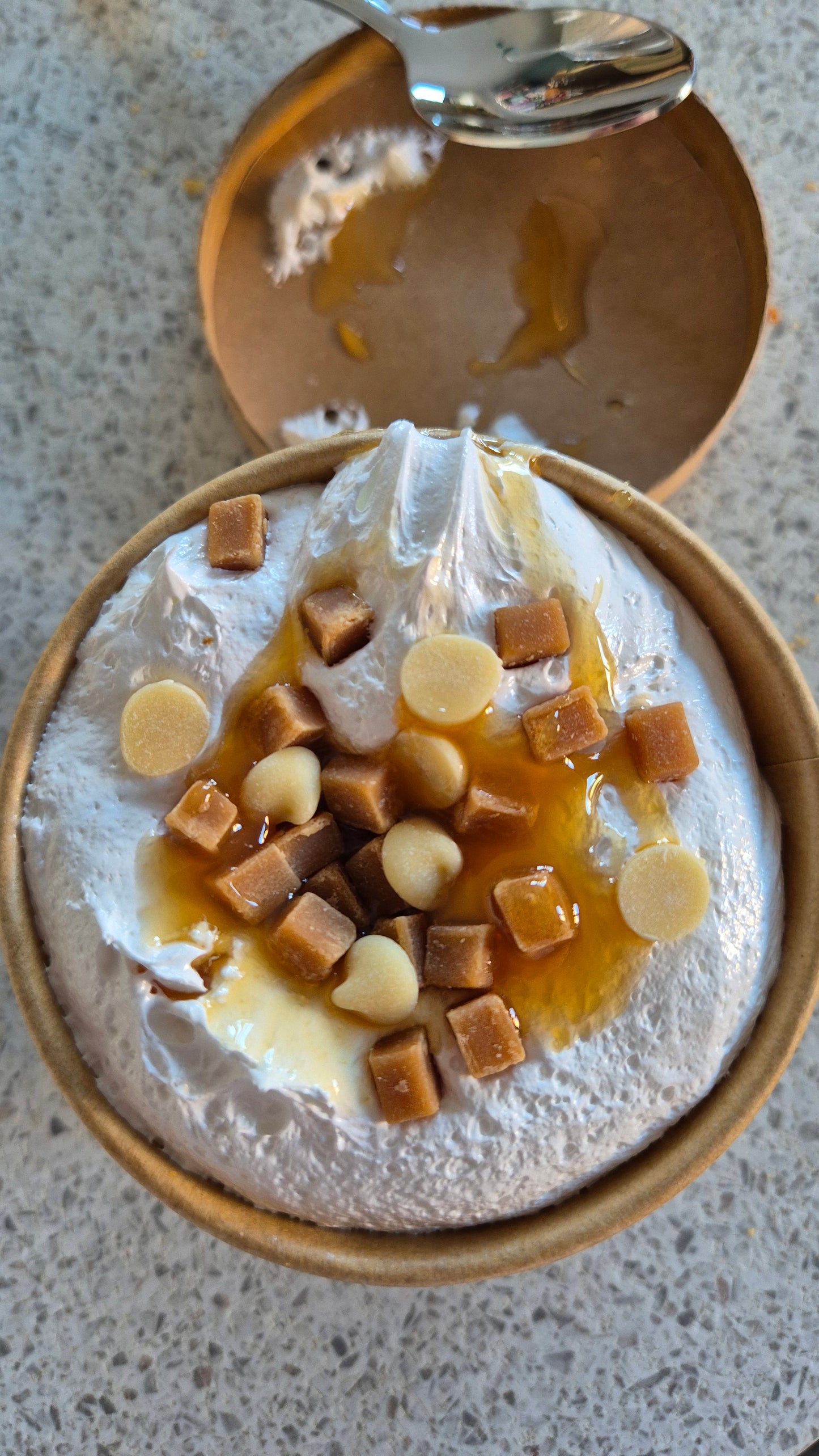 Toffee Fudge Sauce Blondie Fluff Pot