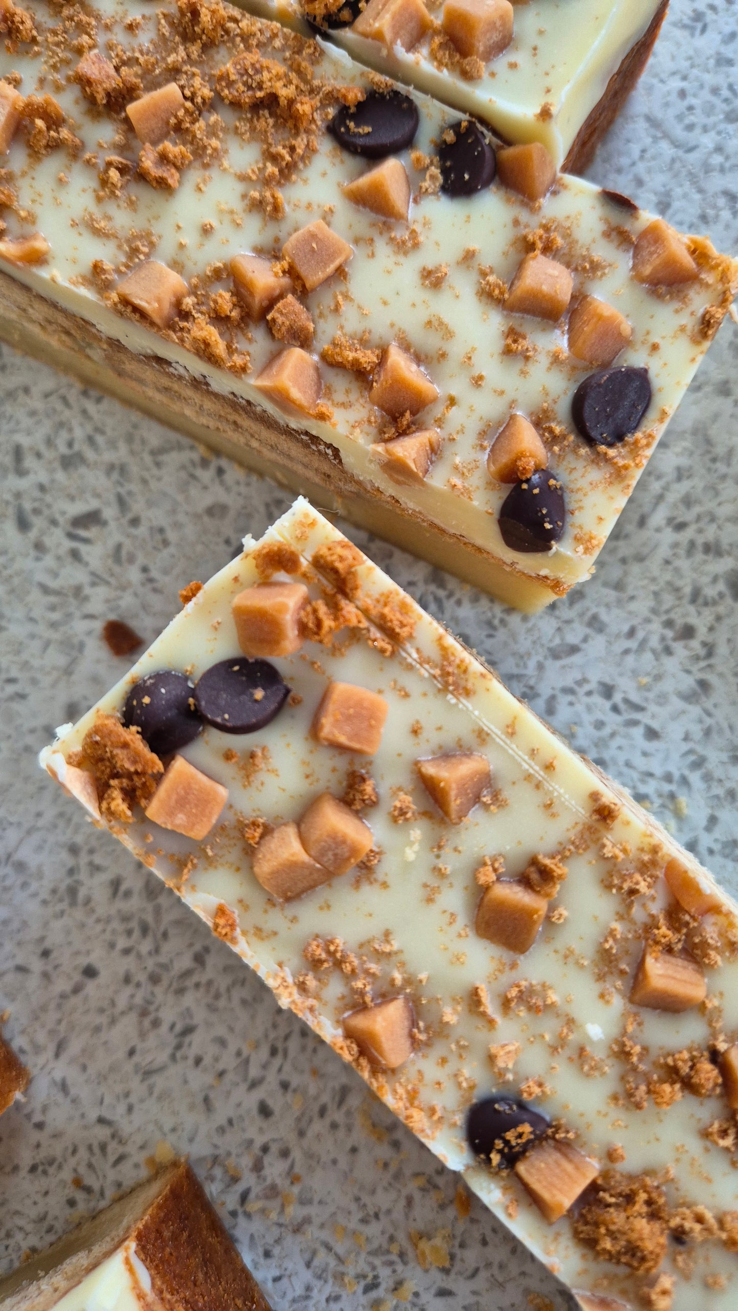 Custard Creamy Fudgy Blondie