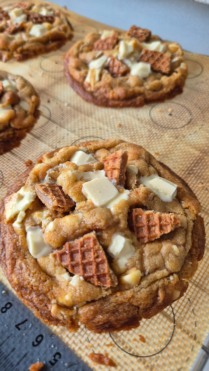 Brown Butter Warming White Chocolate Chip Cookie