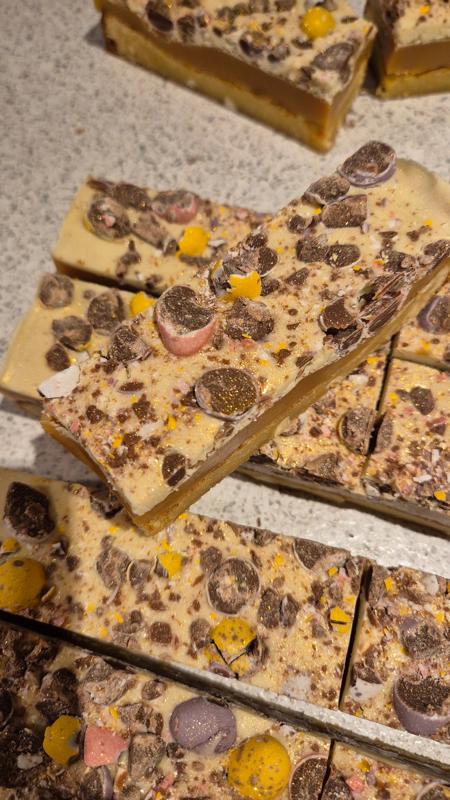 Mini Egg Topped Caramel Blondie
