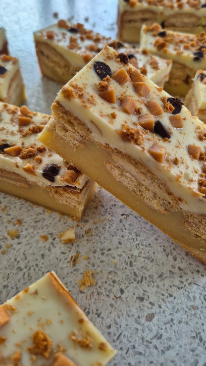 Custard Creamy Fudgy Blondie