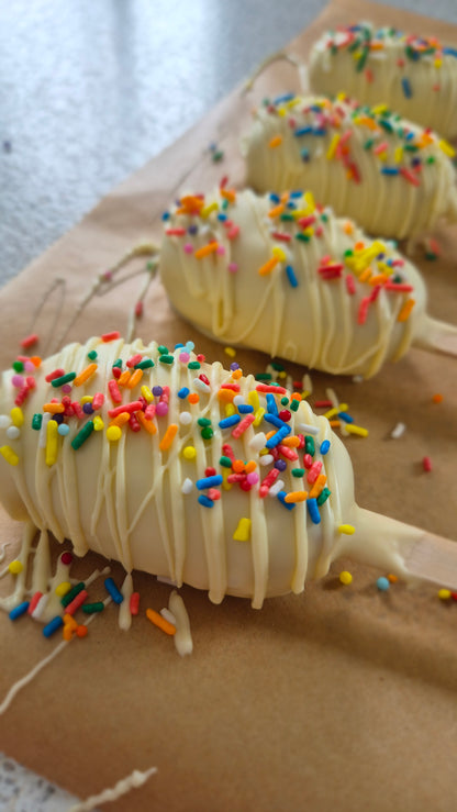 Bakewell Blondie White Chocolate Pops